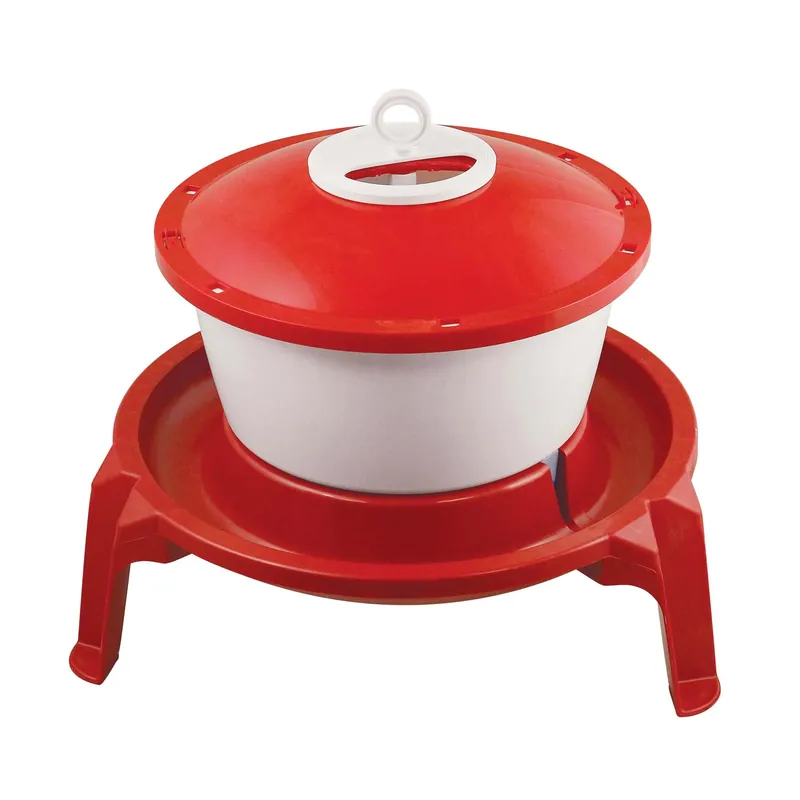 A Buen Precio Bebedero Cubo de 6 litros para gallinas - Bebedero con Patas para Aves de Corral - Plástico Resistente